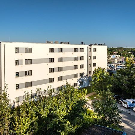 Serways Hotel Feucht Ost Exteriér fotografie