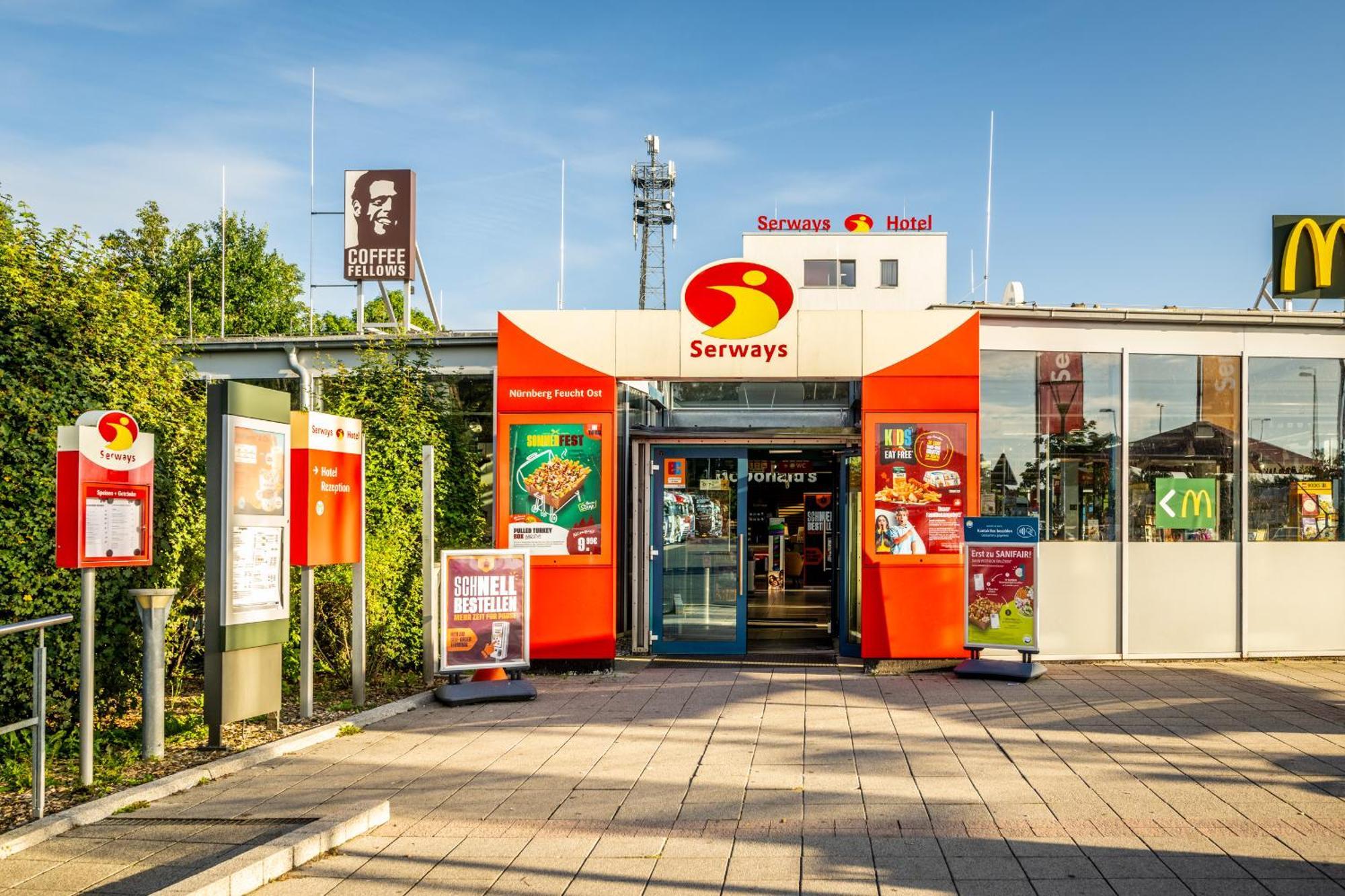 Serways Hotel Feucht Ost Exteriér fotografie