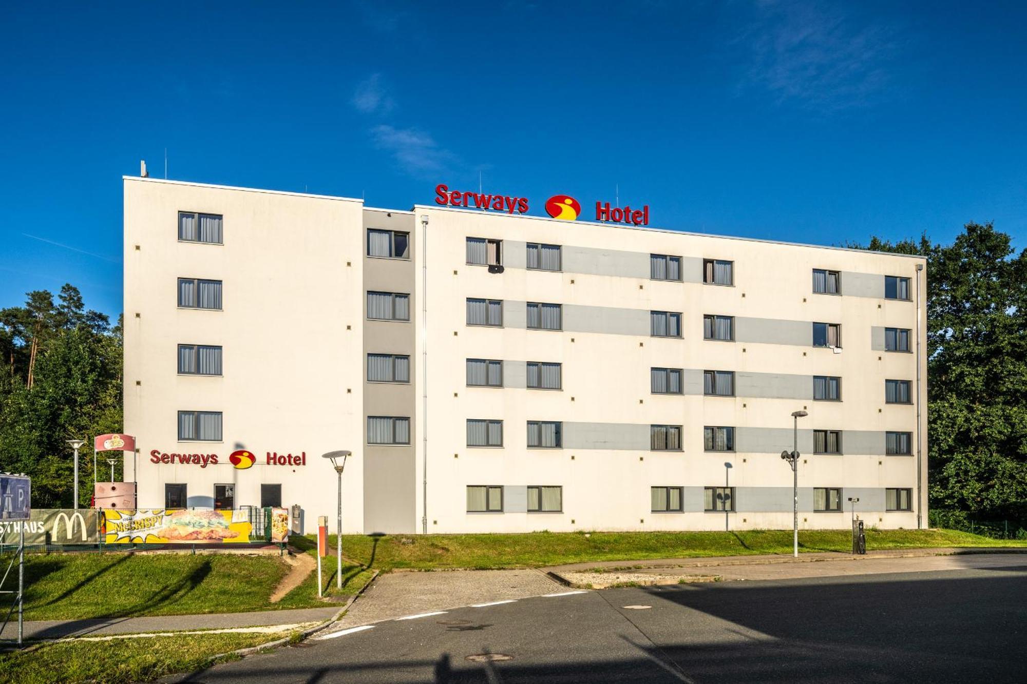 Serways Hotel Feucht Ost Exteriér fotografie