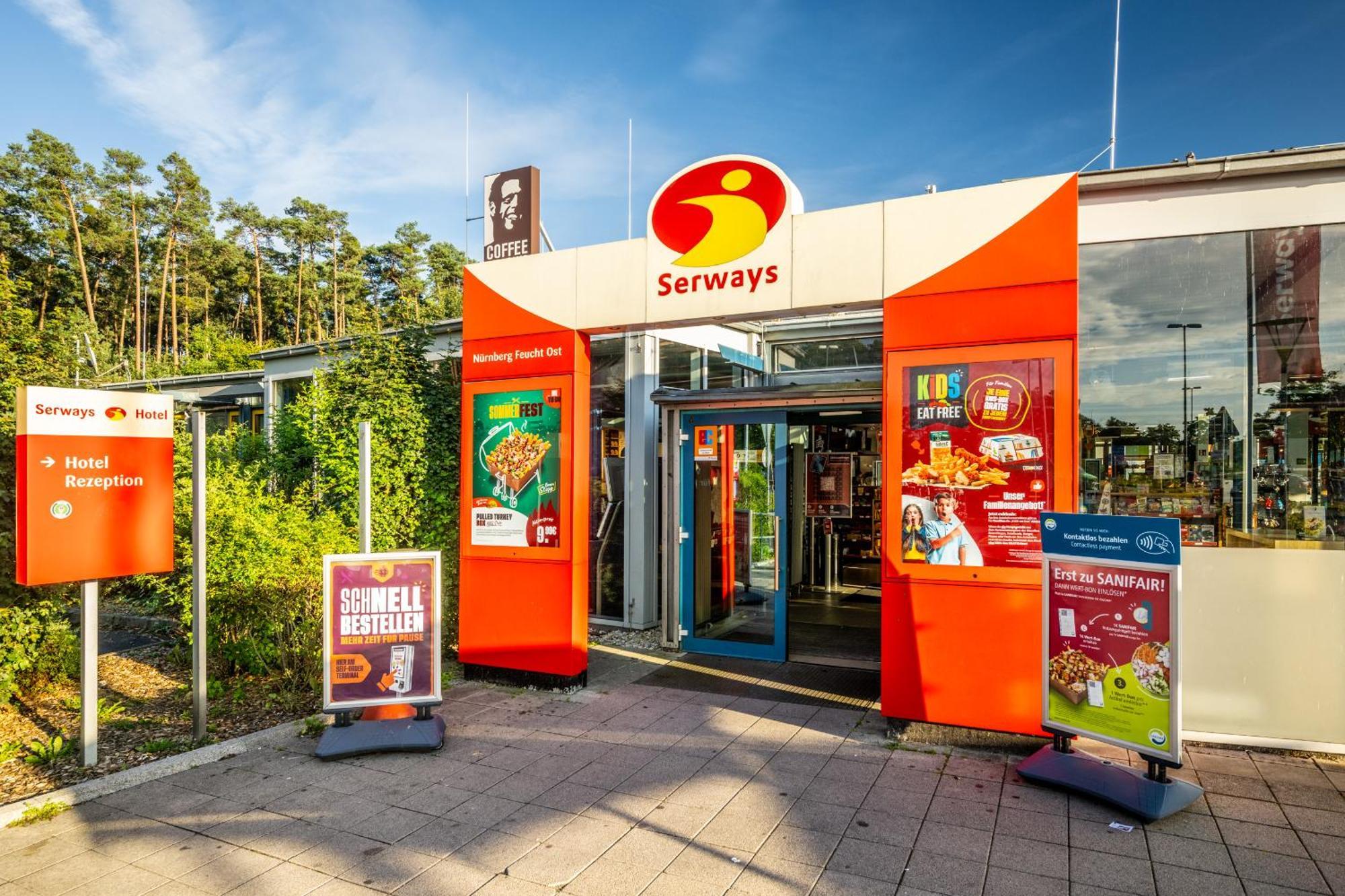 Serways Hotel Feucht Ost Exteriér fotografie